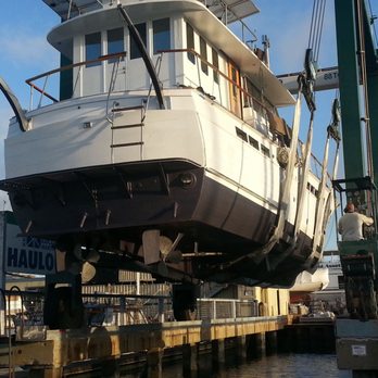Safe Harbor San Francisco Bay - 60,000 lbs gently getting placed back in the Bay. - Boat Repair Near Me - Richmond, California