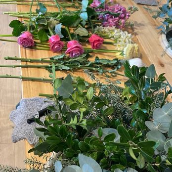 Dragonfly Floral - Florists Near Me - Healdsburg, California