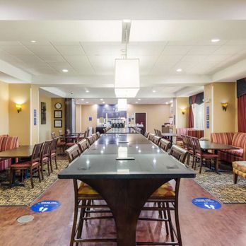 Hampton Inn Galax - Breakfast Area - Hotels Near Me - Galax, Virginia