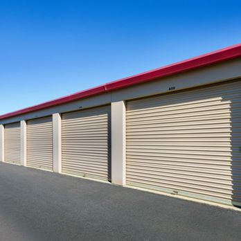 StorQuest Self Storage - Self Storage Near Me - Los Banos, California
