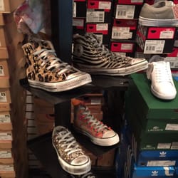 dr martens via torino milano