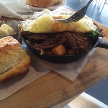 Block - Table & Tap - Yumm short rib beef hash - Gastropubs Near Me - El Paso, Texas