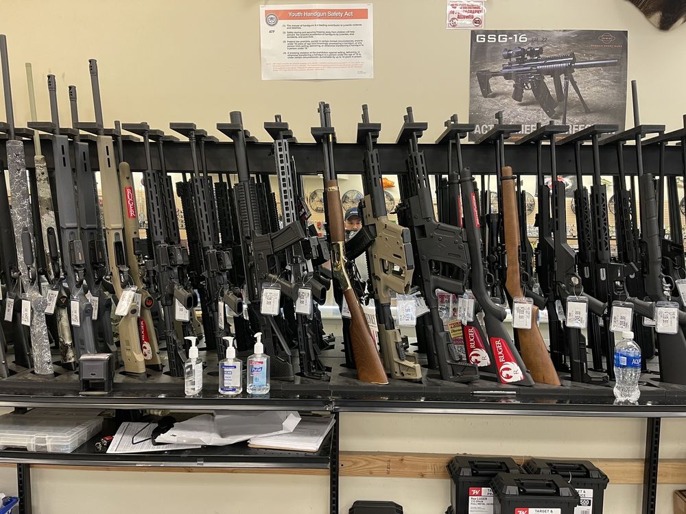 TURNER’S OUTDOORSMAN Updated October 2024 14 Photos & 79 Reviews