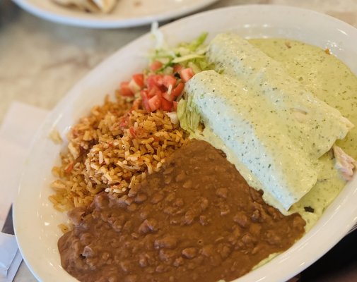 Chuy's by null