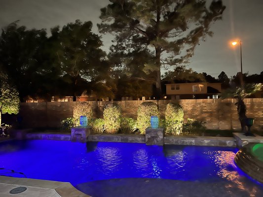 Landscape Lighting - Pools - We can help create beautiful lighting around your swimming pool! Call us now