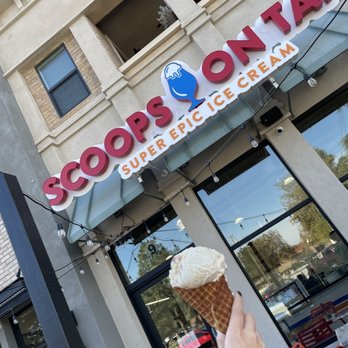 Scoops On Tap - Scoop of Alfajores - Ice Cream & Frozen Yogurt Near Me - Covina, California