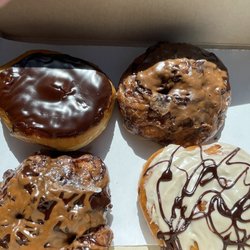 Blue Egg Bakery - Bismarck! Apple Fritters! Maple Frosted Cinnamon Roll! Yum!