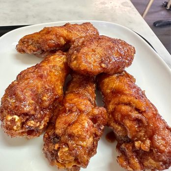 Peck Peck Korean Fried Chicken - Signature Wings - Chicken Wings Near Me - Teaneck, New Jersey