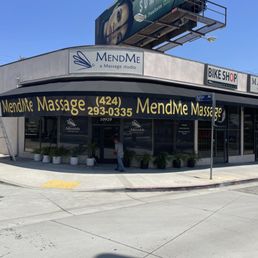 Exterior outside entrance of MendMe Massage Studio - Street View - West Los Angeles, California Exterior outside entrance of MendMe Massage Studio - Street View - West Los Angeles, California