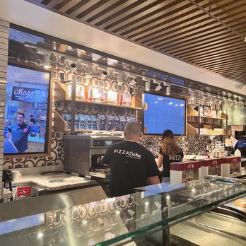 The Boss Cafe The LINQ Hotel + Experience - Cafes Near Me - Las Vegas, Nevada The Boss Cafe The LINQ Hotel + Experience - Cafes Near Me - Las Vegas, Nevada