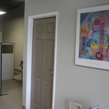 Spinalcare Chiropractic Clinic - Hallway - New Spinalcare Chiropractic Clinic in Richmond Hill - Chiropractors Near Me - Richmond Hill, Ontario Spinalcare Chiropractic Clinic - Hallway - New Spinalcare Chiropractic Clinic in Richmond Hill - Chiropractors Near Me - Richmond Hill, Ontario