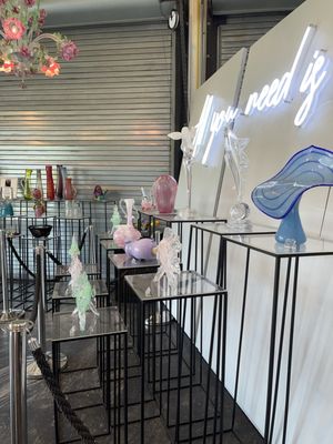 Hollywood Hot Glass by null