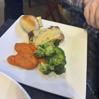 306 North - Mahi Mahi Special - New American Near Me - Valdosta, Georgia