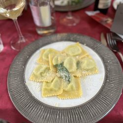 La Filoma - Ravioli, so good.