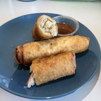 Papis Teppanyaki - Egg rolls and sweet and sour dipping sauce - Teppanyaki Near Me - San Diego , California Papis Teppanyaki - Egg rolls and sweet and sour dipping sauce - Teppanyaki Near Me - San Diego , California