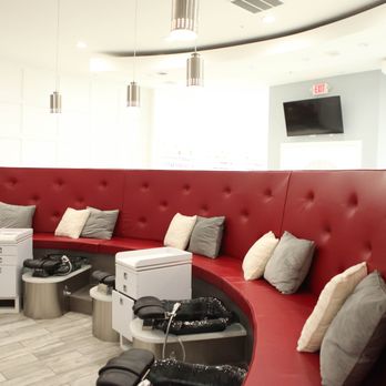 Glam Nail Lounge - Nail Salons Near Me - Newtown Square, Pennsylvania