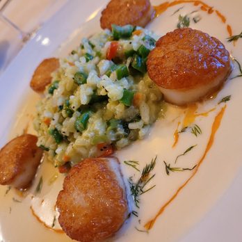 Frasers Gourmet Hideaway - Scallops with veggie risotto. - New American Near Me - Oak Harbor, Washington Frasers Gourmet Hideaway - Scallops with veggie risotto. - New American Near Me - Oak Harbor, Washington