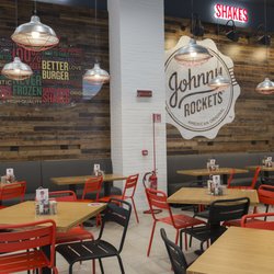 Johnny Rockets - C.C. Elnòs Shopping - Roncadelle (BS) - Lato Ikea Store