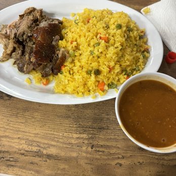 Mofonguito's House - Pernil! - Dominican Near Me - York, Pennsylvania Mofonguito's House - Pernil! - Dominican Near Me - York, Pennsylvania