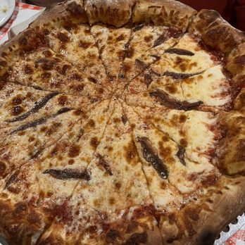 Gianni's Pizza - Italian Near Me - Monterey, California Gianni's Pizza - Italian Near Me - Monterey, California
