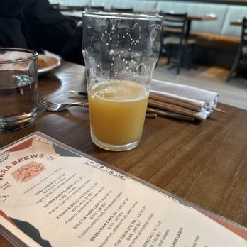 Fifty Vara - Berry beer - Cocktail Bars Near Me - San Francisco, California