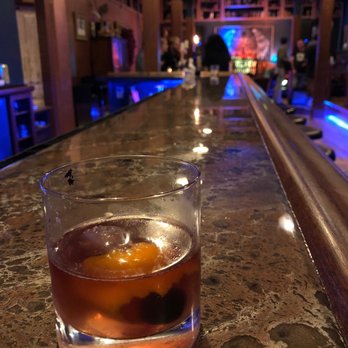 Phatsy Kline's Parlor Lounge - Rye Old fashioned - Cocktail Bars Near Me - Eureka, California