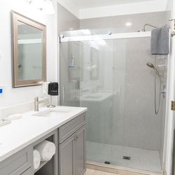 Tyler Inn at Zion - Kolob Terrace Bath 1