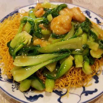 Canton Cooks - Crispy egg noodle with shrimp & bok choy sauce - Cantonese Near Me - Atlanta, Georgia