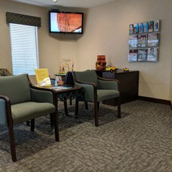 Noblesville Family Dentistry - Waiting area