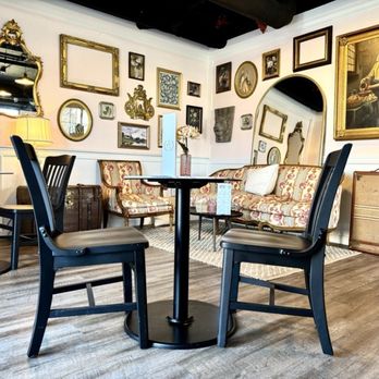Central Coffee and Crumb - Coffee & Tea Near Me - Sevierville, Tennessee