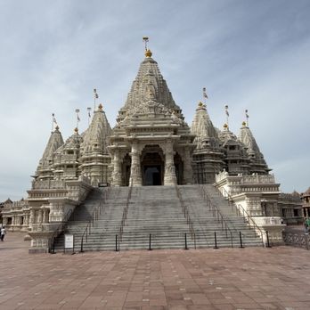 BAPS Swaminarayan Akshardham - Hindu Temples Near Me - Robbinsville, New Jersey