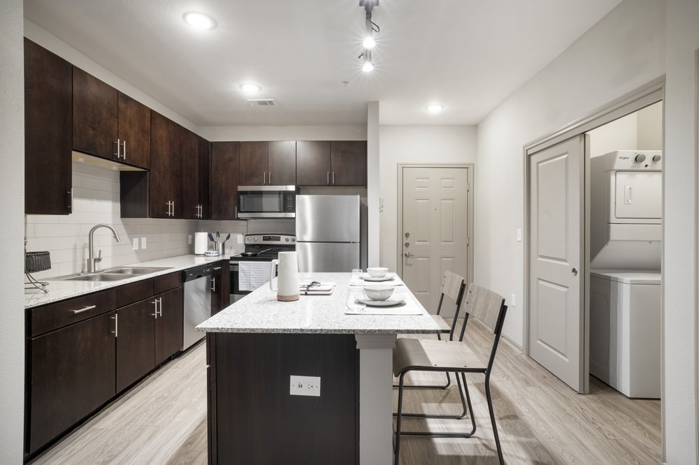 HAVEN AT THORPE LANE Updated September 2024 43 Photos & 30 Reviews 1351 Thorpe Ln, San