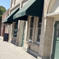 Hanford Antique Emporium - Outside