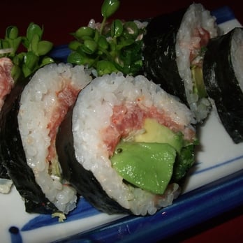 Sushi Zone - Spicy Tuna Roll ($5.50) - Sushi Bars Near Me - San Francisco, California Sushi Zone - Spicy Tuna Roll ($5.50) - Sushi Bars Near Me - San Francisco, California