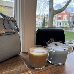 Oat Latte and Lavender Latte, forgot to take a photo of the food, I was too hungry & busy catching up with my friend!