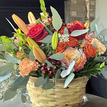 Soderberg's Florist & Flower Delivery - Florists Near Me - Minneapolis, Minnesota