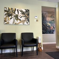 Friendly Smiles Dental Group - Waiting room