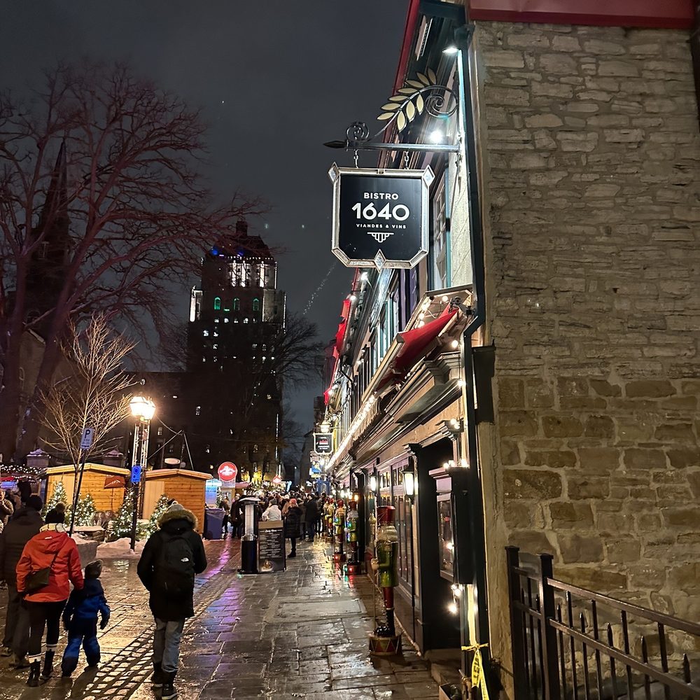 Bistro 1640 - Outside - French Near Me - Quebec City, Quebec Bistro 1640 - Outside - French Near Me - Quebec City, Quebec