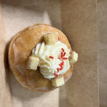 Donut Makers - Guava cheesecake donut - Donuts Near Me - Hollywood, Florida