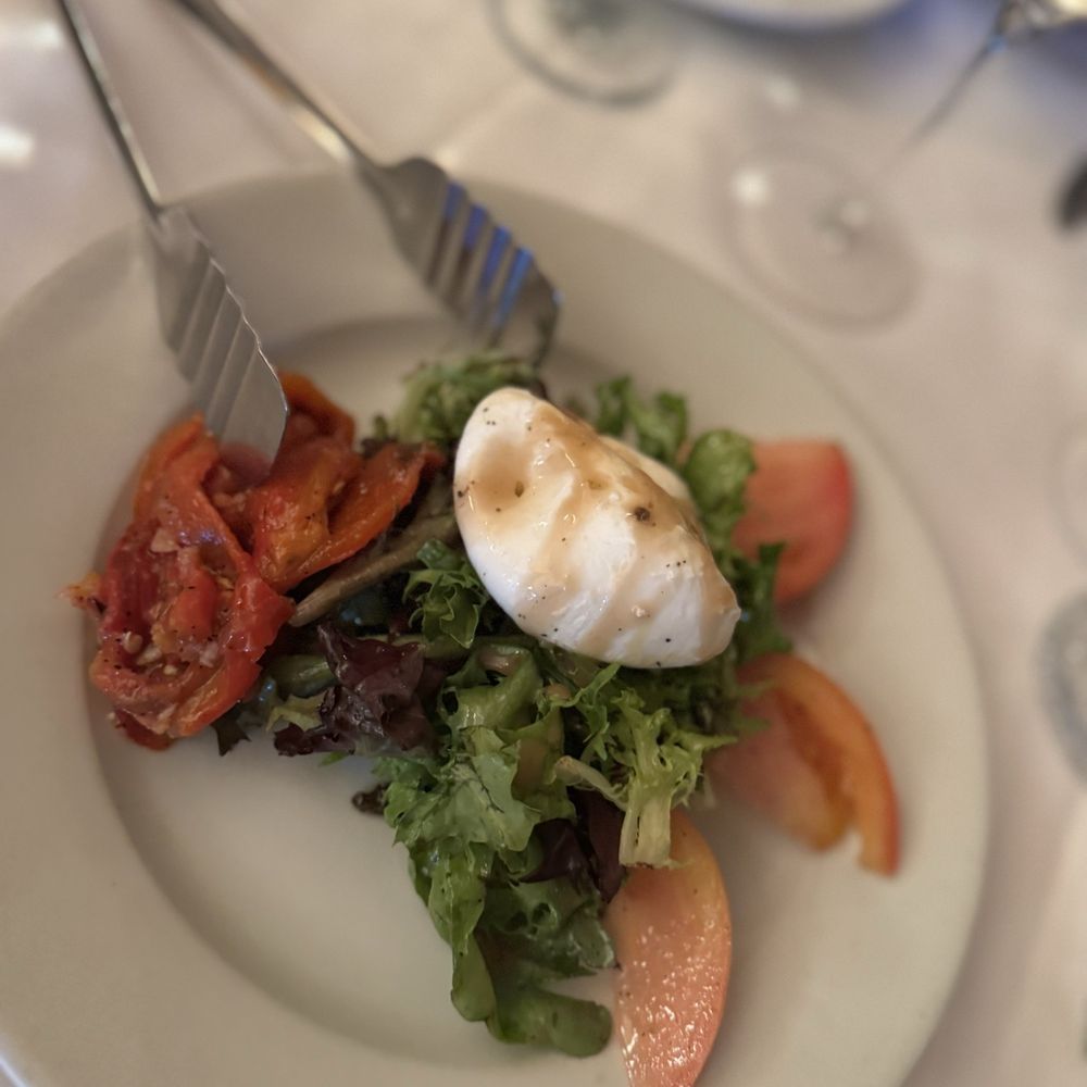 Frankie's Restaurant - Burrata Caprese - Italian Near Me - Bronx, New York Frankie's Restaurant - Burrata Caprese - Italian Near Me - Bronx, New York