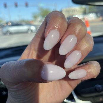 Her Nail Lounge - Nail Salons Near Me - St. Louis, Missouri