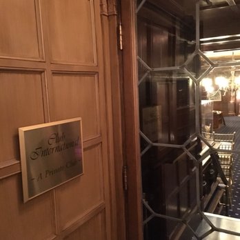The Drake - Hotels Near Me - Chicago, Illinois