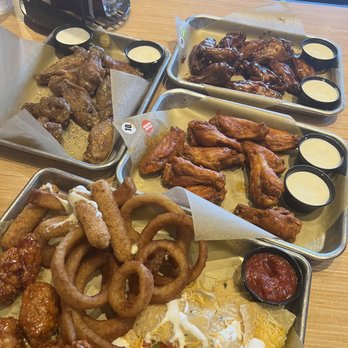 Buffalo Wild Wings - 30 Traditional Wings - Chicken Wings Near Me - Humble, Texas Buffalo Wild Wings - 30 Traditional Wings - Chicken Wings Near Me - Humble, Texas