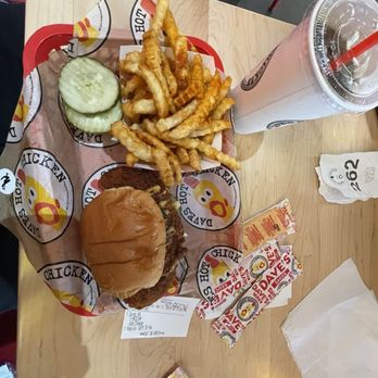 Dave's Hot Chicken - #Dave's #4 1 Slider with Fries and a Drink - Halal Near Me - Phoenix, Arizona Dave's Hot Chicken - #Dave's #4 1 Slider with Fries and a Drink - Halal Near Me - Phoenix, Arizona