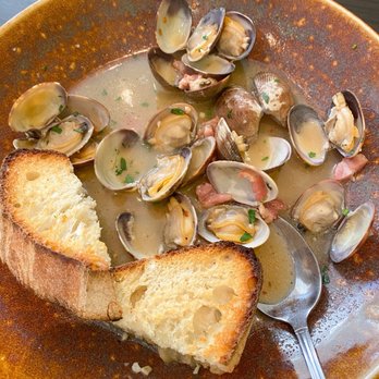 Mi Piace - Manila clams. Very few and not extremely tasty. - Italian Near Me - Pasadena, California Mi Piace - Manila clams. Very few and not extremely tasty. - Italian Near Me - Pasadena, California