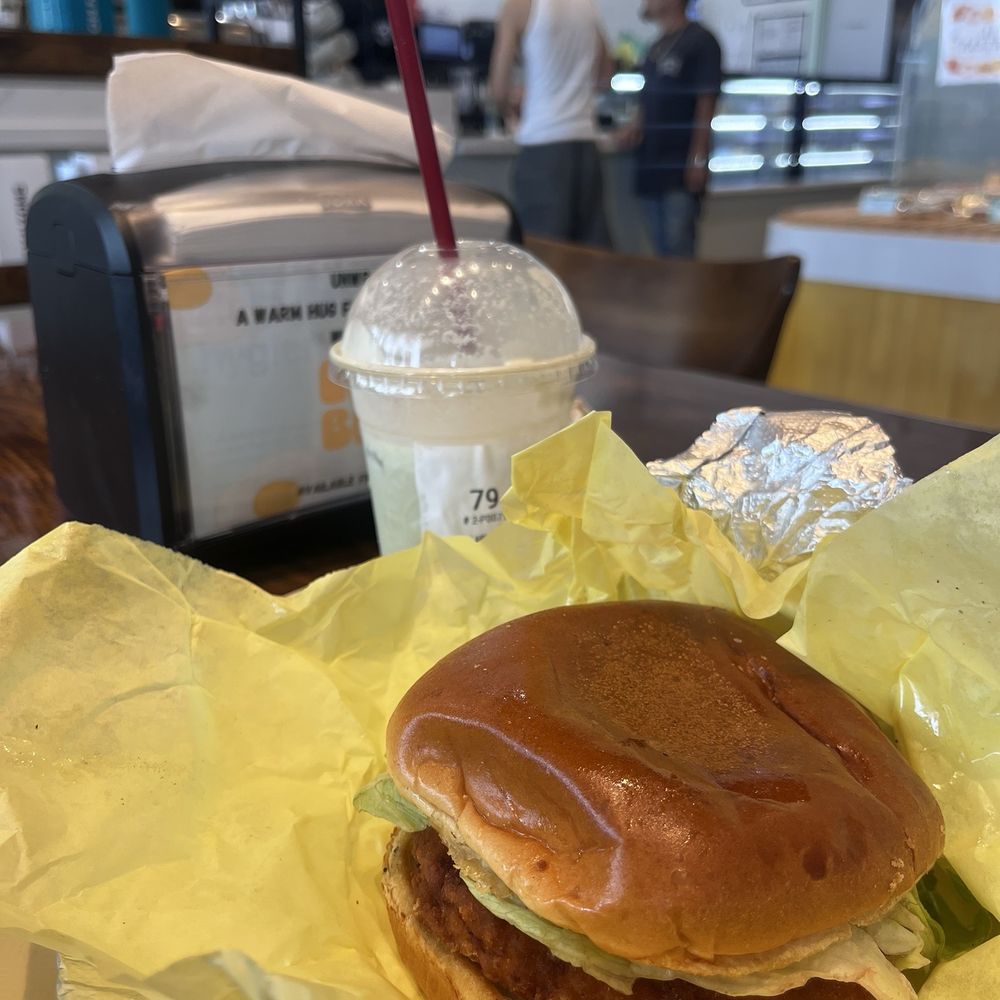 Tom N Toms Coffee & Eatery - Spicy Fried Chicken Sandwich DELISH - Coffee & Tea Near Me - Houston, Texas