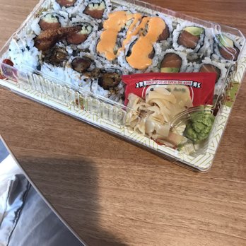 Mizu - Smart roll #2 - Sushi Bars Near Me - Philadelphia, Pennsylvania