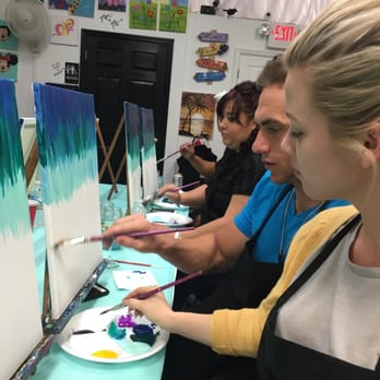 The Painted Conch - Date night special, where the painting is split between two canvases so you don't leave with duplicate artwork. - Paint & Sip Near Me - Cape Coral, Florida