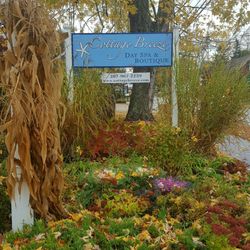 Cottage Breeze Day Spa & Boutique