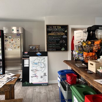 The Bend - Composting, recycling, glass recycling, trash receptacles - Beer Bar Near Me - Bentonville, Arkansas